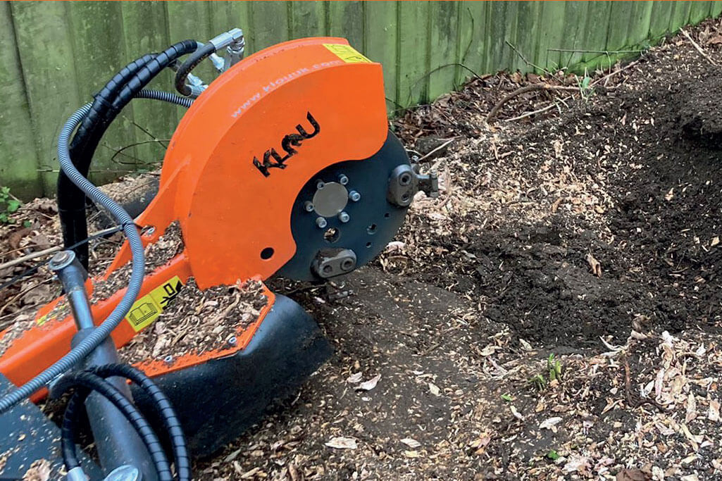 Swing Arm Stump Grinder